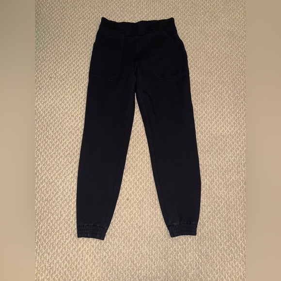 SPANX Women's The Perfect Pant
Jogger SIZE: Medium - Picture 4 of 13